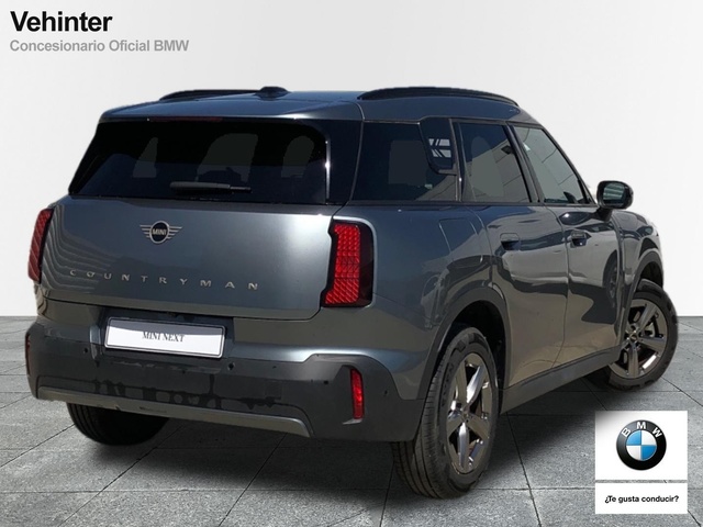 fotoG 3 del MINI MINI Countryman C 125 kW (170 CV) 170cv Gasolina del 2024 en Madrid