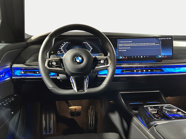 BMW Serie 7 740d color Gris. Año 2024. 220KW(299CV). Diésel. En concesionario San Pablo Motor | Su Eminencia de Sevilla