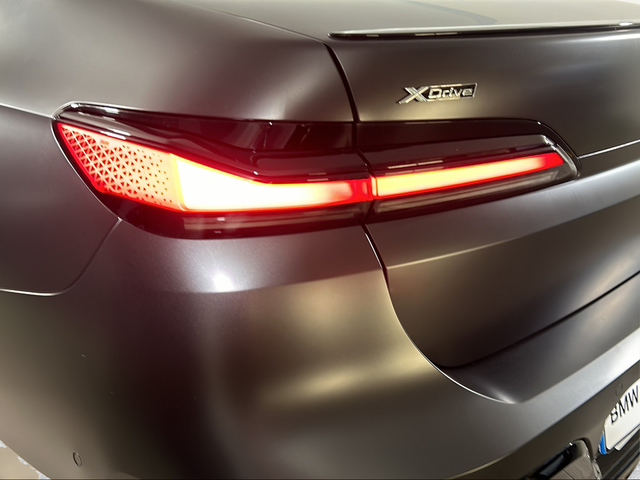 BMW Serie 7 740d color Gris. Año 2024. 220KW(299CV). Diésel. En concesionario San Pablo Motor | Su Eminencia de Sevilla