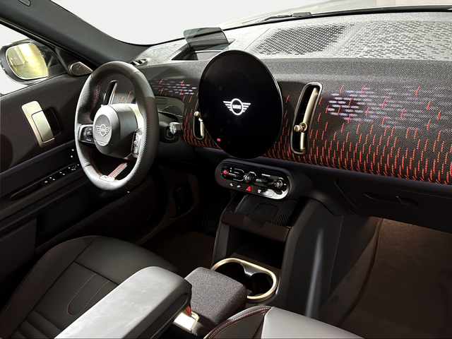 fotoG 7 del MINI MINI Countryman E 150 kW (204 CV) 204cv Eléctrico del 2024 en Sevilla