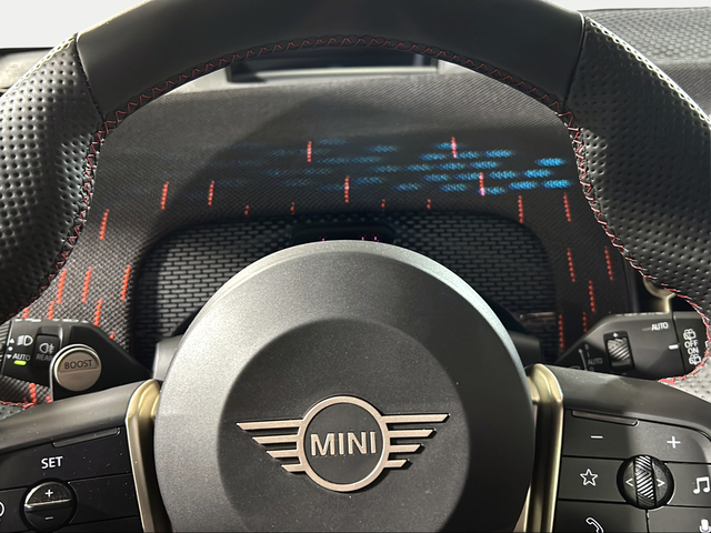 fotoG 13 del MINI MINI Countryman E 150 kW (204 CV) 204cv Eléctrico del 2024 en Sevilla