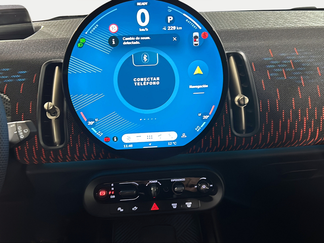 fotoG 14 del MINI MINI Countryman E 150 kW (204 CV) 204cv Eléctrico del 2024 en Sevilla