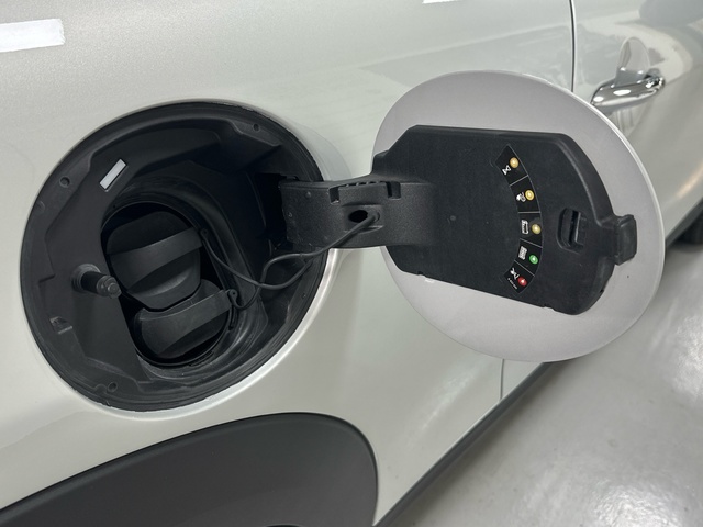 fotoG 13 del MINI MINI Cooper SE 135 kW (184 CV) 184cv Eléctrico del 2021 en Asturias