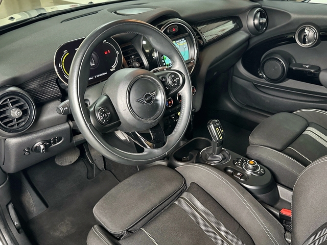 fotoG 14 del MINI MINI Cooper SE 135 kW (184 CV) 184cv Eléctrico del 2021 en Asturias