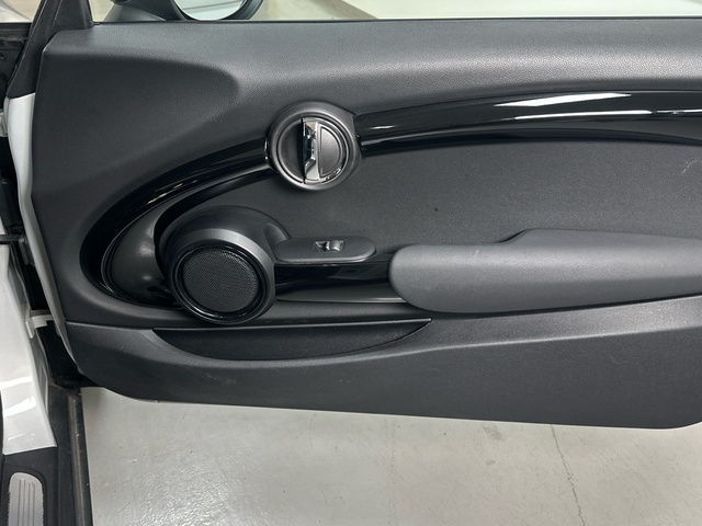 fotoG 18 del MINI MINI Cooper SE 135 kW (184 CV) 184cv Eléctrico del 2021 en Asturias