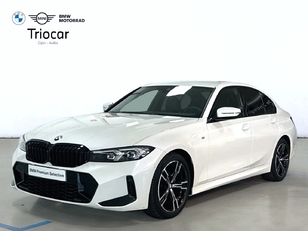 Fotos de BMW Serie 3 320d color Blanco. Año 2024. 140KW(190CV). Diésel. En concesionario Triocar Avilés (Bmw y Mini) de Asturias