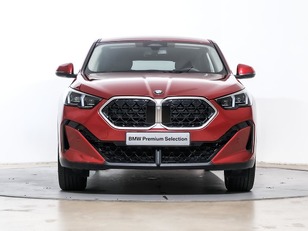 Fotos de BMW X2 sDrive20i color Rojo. Año 2024. 125KW(170CV). Gasolina. En concesionario Oliva Motor Tarragona de Tarragona