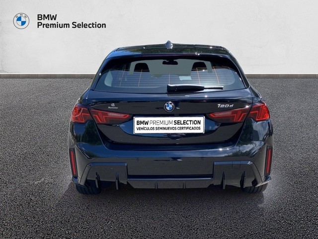 BMW Serie 1 120d color Negro. Año 2025. 120KW(163CV). Diésel. En concesionario Marmotor de Las Palmas