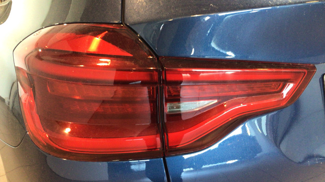 BMW X3 xDrive20d color Azul. Año 2021. 140KW(190CV). Diésel. En concesionario BYmyCAR Madrid - Alcalá de Madrid