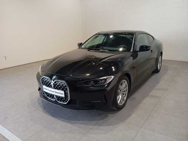 BMW Serie 4 430i Coupe color Negro. Año 2025. 180KW(245CV). Gasolina. En concesionario Motor Munich - Terrassa - VO de Barcelona