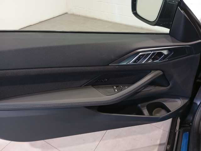 BMW Serie 4 430i Coupe color Negro. Año 2025. 180KW(245CV). Gasolina. En concesionario Motor Munich - Terrassa - VO de Barcelona