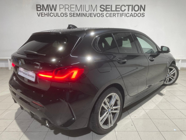 BMW Serie 1 118d color Negro. Año 2024. 110KW(150CV). Diésel. En concesionario Hispamovil, Orihuela de Alicante