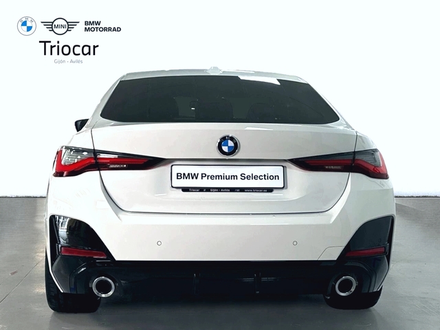 BMW Serie 4 420d Gran Coupe color Blanco. Año 2025. 140KW(190CV). Diésel. En concesionario Triocar Gijón (Bmw y Mini) de Asturias
