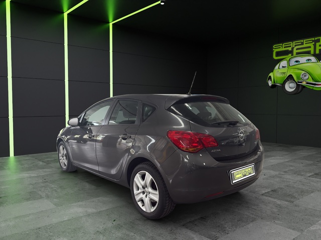 Opel Astra 1.7 CDTI Enjoy 81 kW (110 CV)
