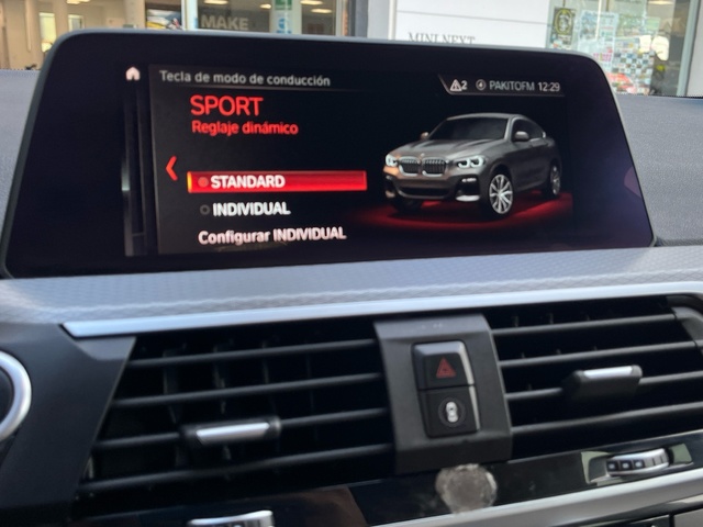 BMW X4 xDrive20d color Rojo. Año 2020. 140KW(190CV). Diésel. En concesionario Grünblau Motor (Bmw y Mini) de Cantabria