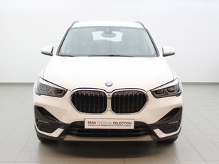 Fotos de BMW X1 sDrive18d color Blanco. Año 2019. 110KW(150CV). Diésel. En concesionario Augusta Aragon S.A. de Zaragoza