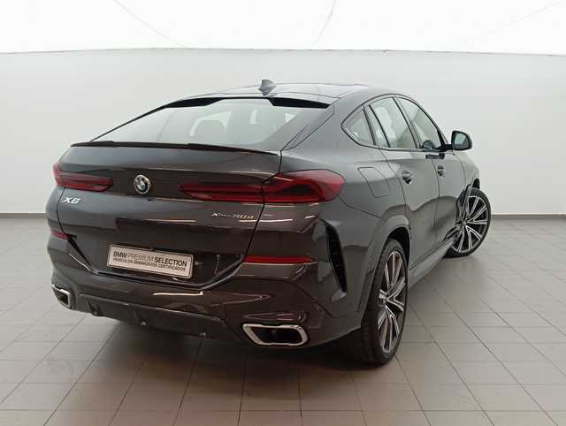 BMW X6 xDrive30d color Gris. Año 2020. 195KW(265CV). Diésel. En concesionario Augusta Aragon S.A. de Zaragoza
