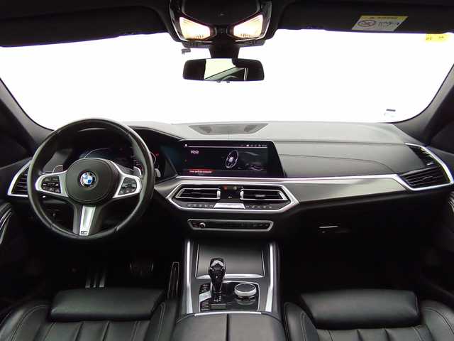 BMW X6 xDrive30d color Gris. Año 2020. 195KW(265CV). Diésel. En concesionario Augusta Aragon S.A. de Zaragoza