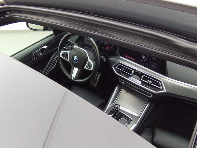 BMW X6 xDrive30d color Gris. Año 2020. 195KW(265CV). Diésel. En concesionario Augusta Aragon S.A. de Zaragoza