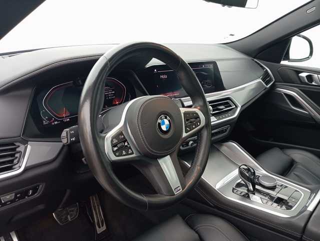 BMW X6 xDrive30d color Gris. Año 2020. 195KW(265CV). Diésel. En concesionario Augusta Aragon S.A. de Zaragoza