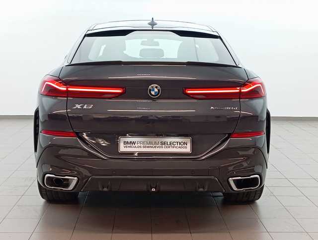BMW X6 xDrive30d color Gris. Año 2020. 195KW(265CV). Diésel. En concesionario Augusta Aragon S.A. de Zaragoza