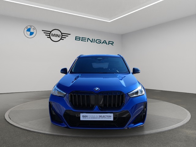 BMW X1 sDrive18d color Azul. Año 2023. 110KW(150CV). Diésel. En concesionario GANDIA Automoviles Fersan, S.A. de Valencia