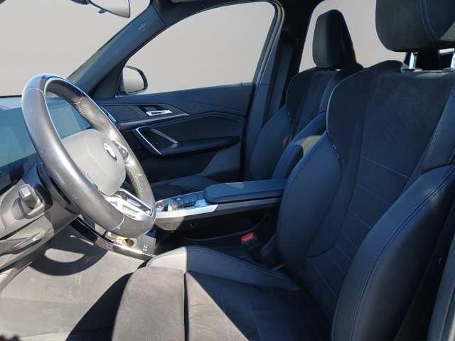 BMW X1 sDrive18d color Azul. Año 2023. 110KW(150CV). Diésel. En concesionario GANDIA Automoviles Fersan, S.A. de Valencia