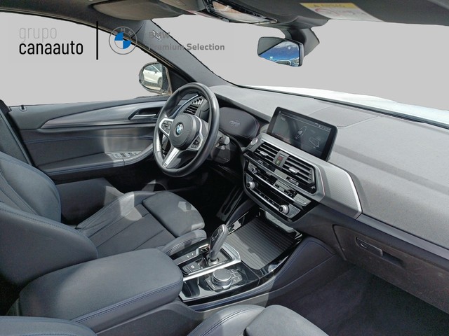 BMW X4 xDrive20d color Blanco. Año 2021. 140KW(190CV). Diésel. En concesionario TACO de Sta. C. Tenerife