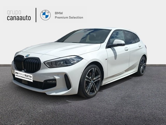 BMW Serie 1 118d color Blanco. Año 2021. 110KW(150CV). Diésel. En concesionario TACO de Sta. C. Tenerife