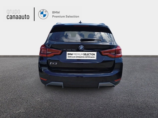 BMW iX3 Impressive color Negro. Año 2021. 210KW(286CV). Eléctrico. En concesionario TACO de Sta. C. Tenerife