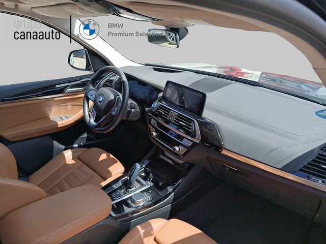 BMW iX3 Impressive color Negro. Año 2021. 210KW(286CV). Eléctrico. En concesionario TACO de Sta. C. Tenerife