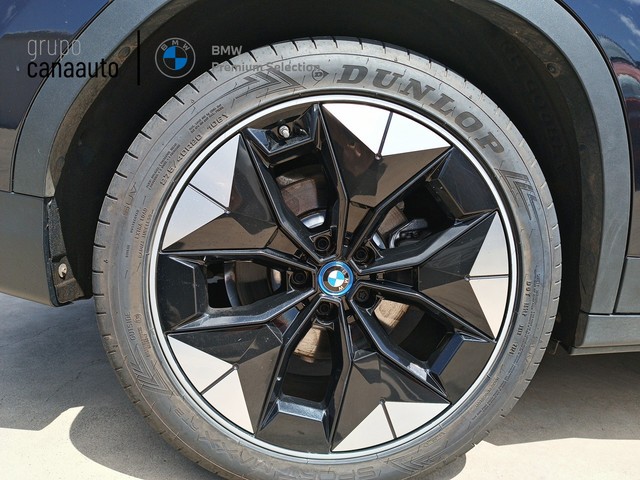 BMW iX3 Impressive color Negro. Año 2021. 210KW(286CV). Eléctrico. En concesionario TACO de Sta. C. Tenerife
