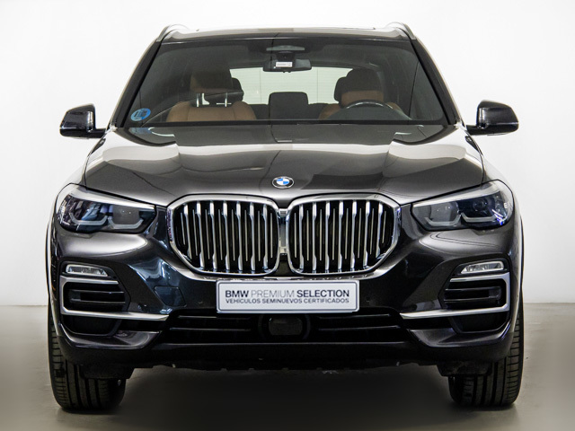 BMW X5 xDrive30d color Gris. Año 2021. 210KW(286CV). Diésel. En concesionario BMW Fuenteolid Valladolid de Valladolid