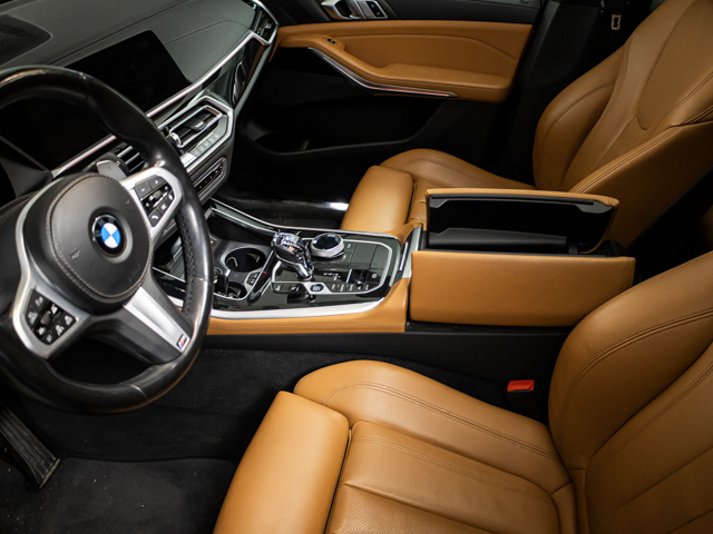 BMW X5 xDrive30d color Gris. Año 2021. 210KW(286CV). Diésel. En concesionario BMW Fuenteolid Valladolid de Valladolid