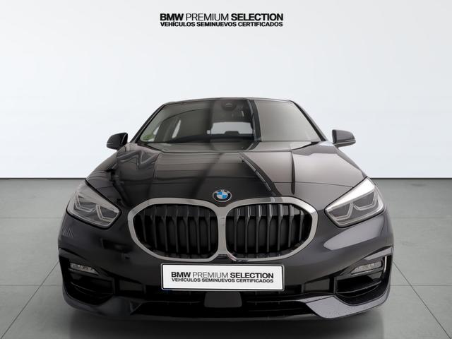 BMW Serie 1 120i color Negro. Año 2024. 131KW(178CV). Gasolina. En concesionario Automotor Premium Viso - Málaga de Málaga