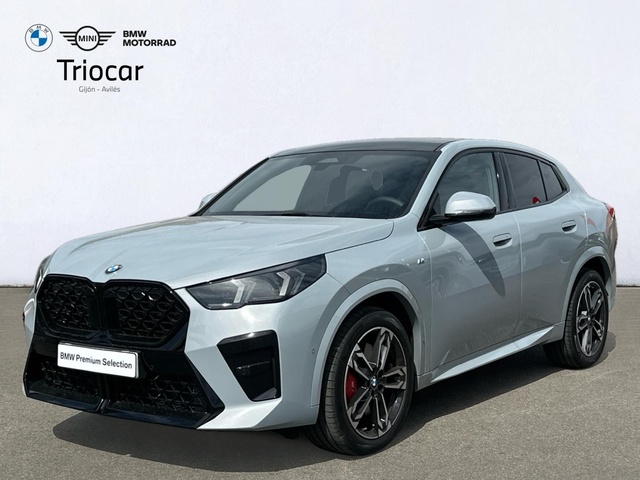 BMW X2 sDrive20i color Gris. Año 2025. 125KW(170CV). Gasolina. En concesionario Triocar Avilés (Bmw y Mini) de Asturias