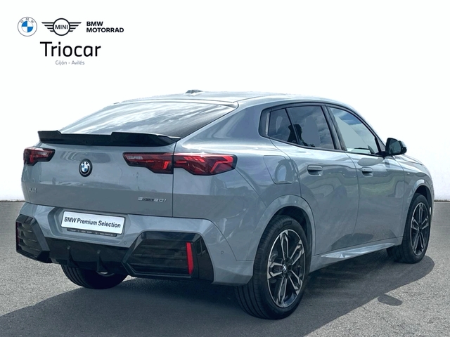 BMW X2 sDrive20i color Gris. Año 2025. 125KW(170CV). Gasolina. En concesionario Triocar Avilés (Bmw y Mini) de Asturias