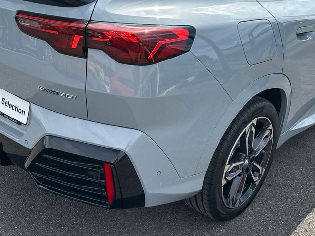 BMW X2 sDrive20i color Gris. Año 2025. 125KW(170CV). Gasolina. En concesionario Triocar Avilés (Bmw y Mini) de Asturias