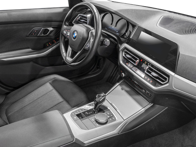 BMW Serie 3 318d color Negro. Año 2020. 110KW(150CV). Diésel. En concesionario Caetano Cuzco, Salvatierra de Madrid
