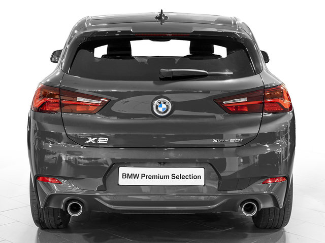 BMW X2 xDrive20i color Gris. Año 2021. 131KW(178CV). Gasolina. En concesionario Caetano Cuzco, Alcalá de Madrid