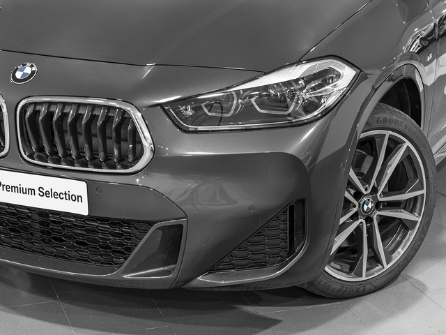 BMW X2 xDrive20i color Gris. Año 2021. 131KW(178CV). Gasolina. En concesionario Caetano Cuzco, Alcalá de Madrid