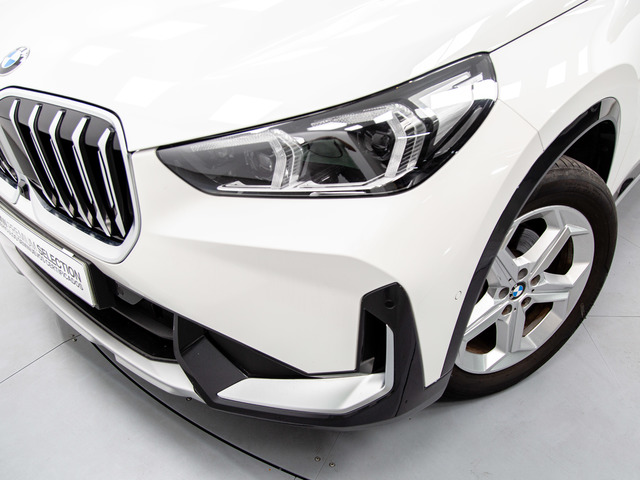 BMW X1 xDrive20d color Blanco. Año 2024. 120KW(163CV). Diésel. En concesionario Móvil Begar Alicante de Alicante