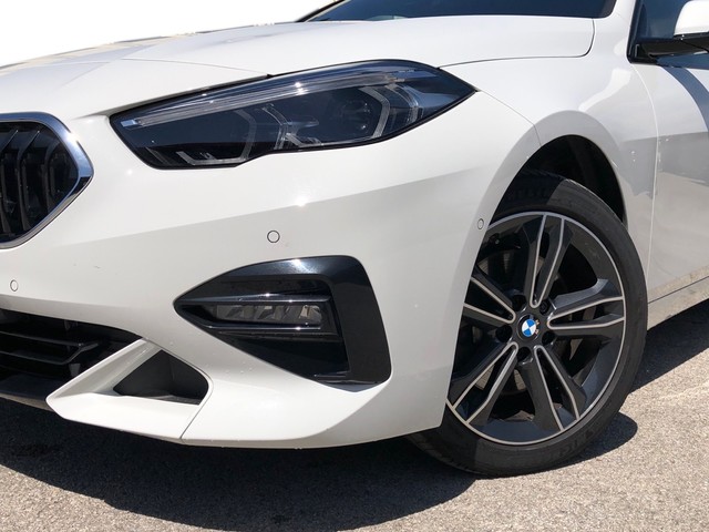 BMW Serie 2 218i Gran Coupe color Blanco. Año 2024. 103KW(140CV). Gasolina. En concesionario Vehinter Getafe de Madrid
