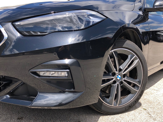 BMW Serie 2 218d Gran Coupe color Negro. Año 2024. 110KW(150CV). Diésel. En concesionario Vehinter Getafe de Madrid