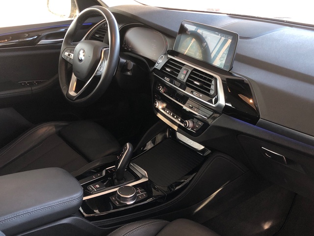 BMW X4 xDrive20d color Azul. Año 2021. 140KW(190CV). Diésel. En concesionario Auto Premier, S.A. - MADRID de Madrid