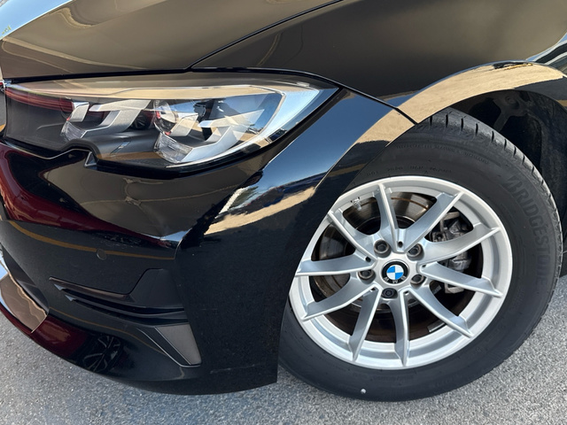 BMW Serie 3 318d color Negro. Año 2022. 110KW(150CV). Diésel. En concesionario Auto Premier, S.A. - MADRID de Madrid