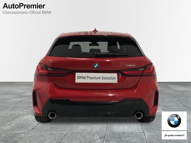 BMW Serie 1 118d color Rojo. Año 2024. 110KW(150CV). Diésel. En concesionario Auto Premier, S.A. - MADRID de Madrid