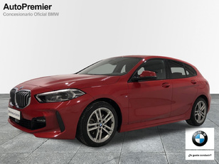 Fotos de BMW Serie 1 118d color Rojo. Año 2024. 110KW(150CV). Diésel. En concesionario Auto Premier, S.A. - MADRID de Madrid