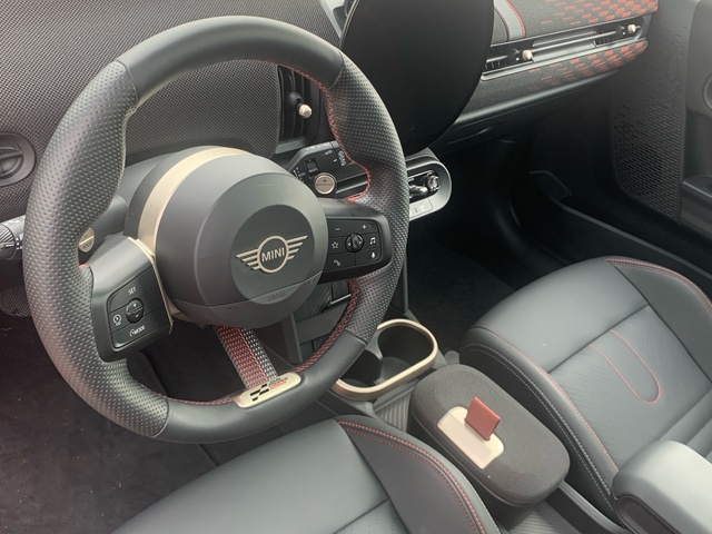 fotoG 10 del MINI MINI 3 Puertas Cooper S 150 kW (204 CV) 204cv Gasolina del 2024 en Pontevedra