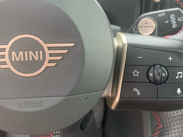 fotoG 13 del MINI MINI 3 Puertas Cooper S 150 kW (204 CV) 204cv Gasolina del 2024 en Pontevedra